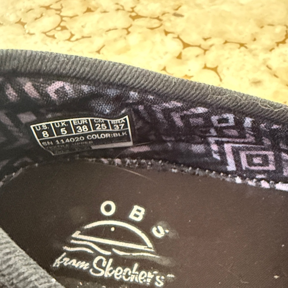 Skecher’s Bob’s Women’s Black Slip-On Canvas Espadrille Sneaker Sz 8 EUC - Picture 3 of 5